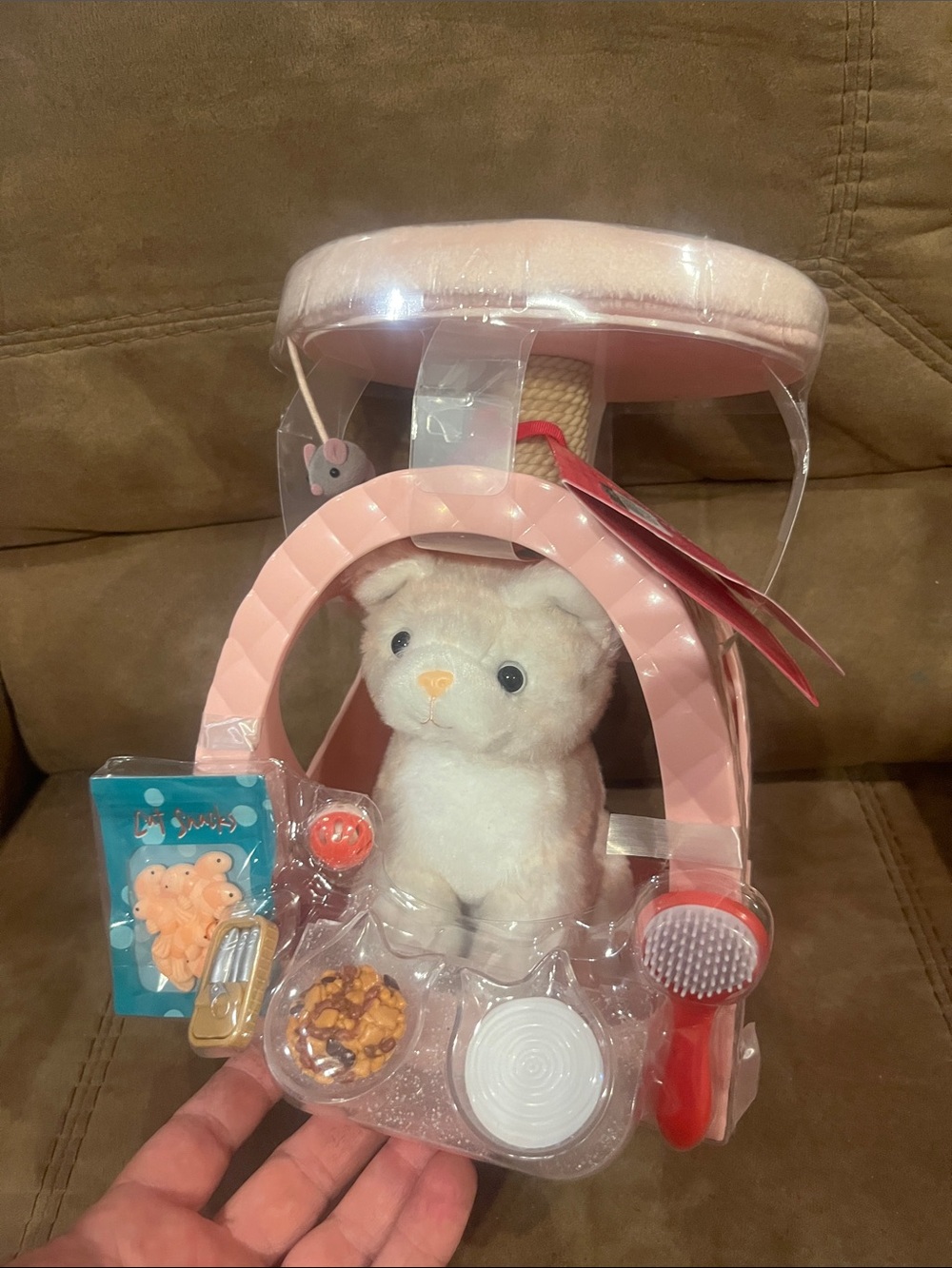Plush Kitten Playset with Pink Activity Arch Our Generation